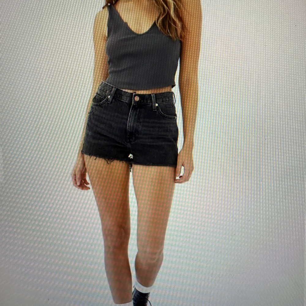 BDG Girlfriend Denim High-Waisted Shorts Black